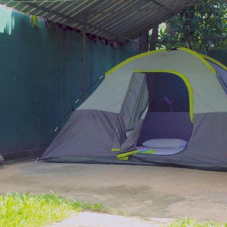 Flipflop Hostel เนกอมโบ ภายนอก รูปภาพ