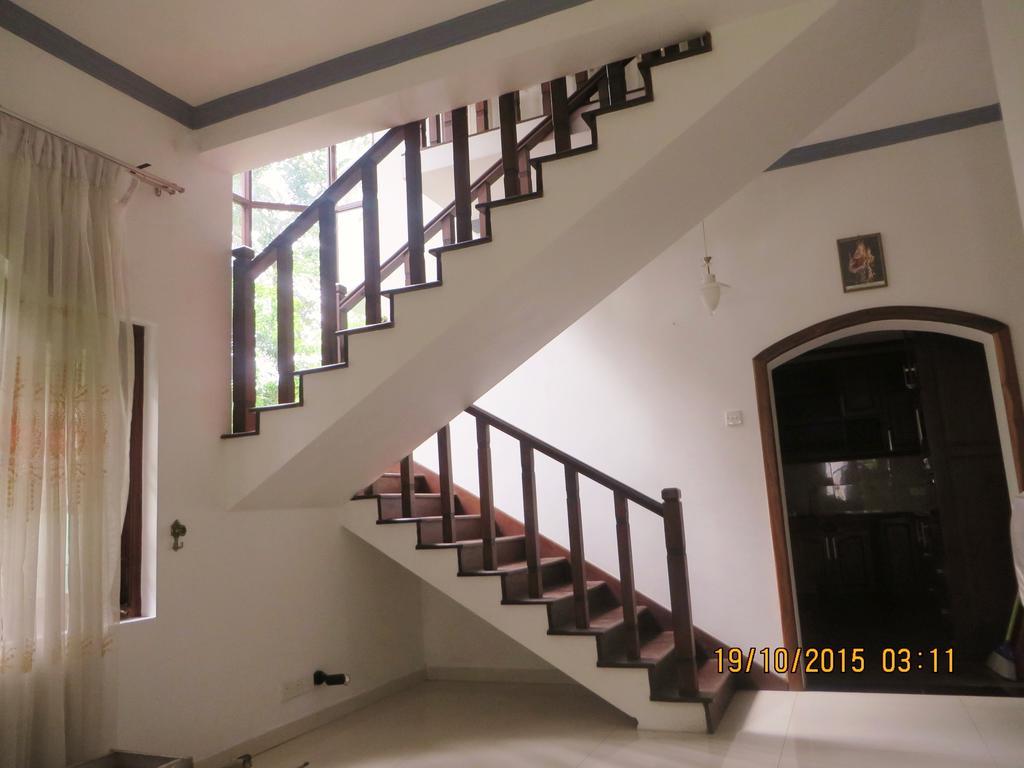 Flipflop Hostel เนกอมโบ ภายนอก รูปภาพ