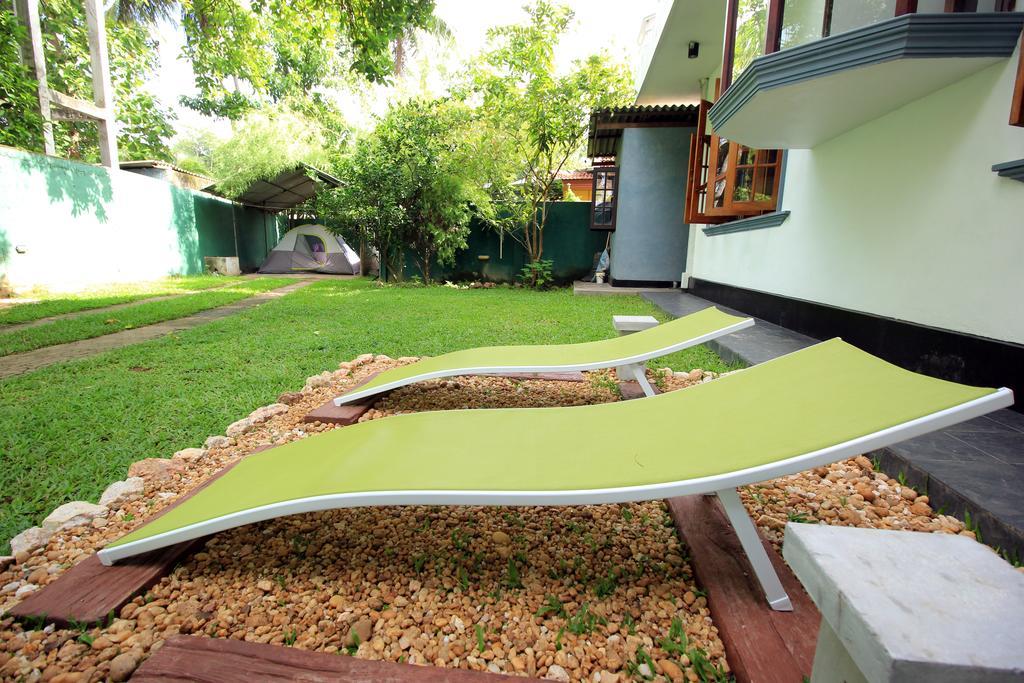 Flipflop Hostel เนกอมโบ ภายนอก รูปภาพ
