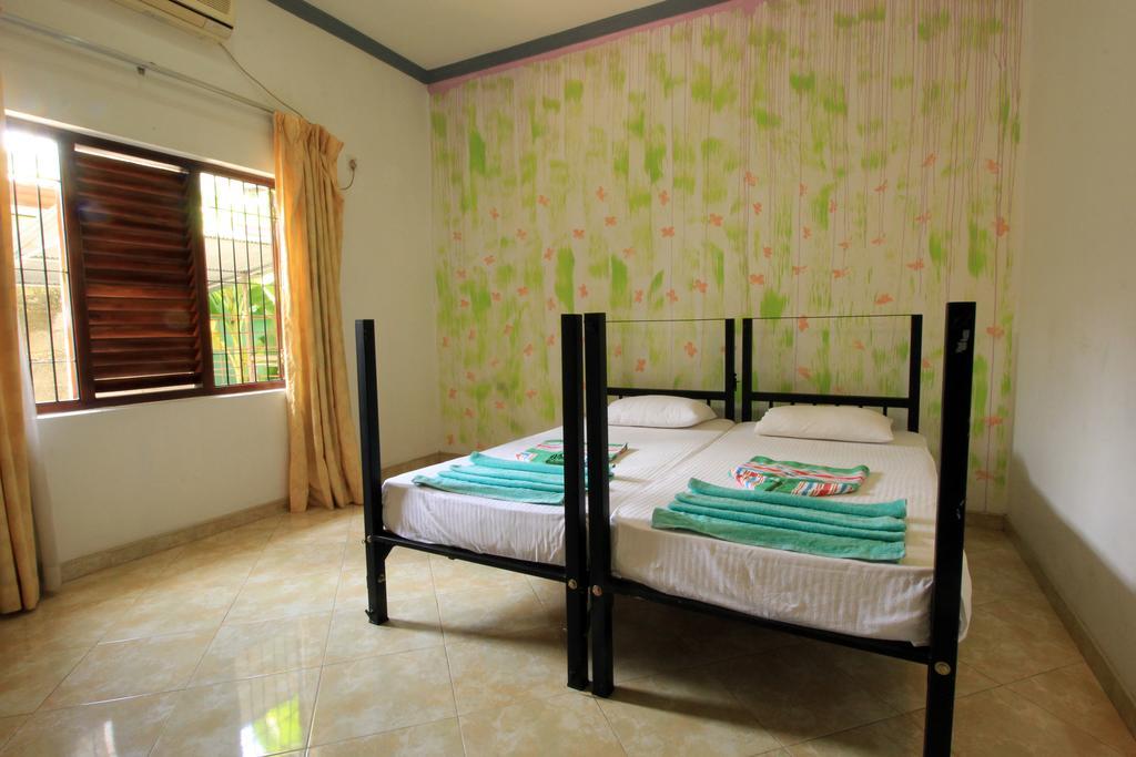 Flipflop Hostel เนกอมโบ ภายนอก รูปภาพ