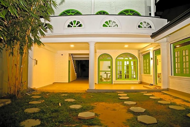 Flipflop Hostel เนกอมโบ ภายนอก รูปภาพ