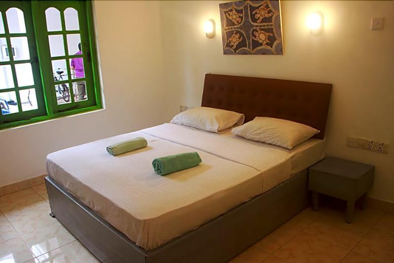 Flipflop Hostel เนกอมโบ ภายนอก รูปภาพ
