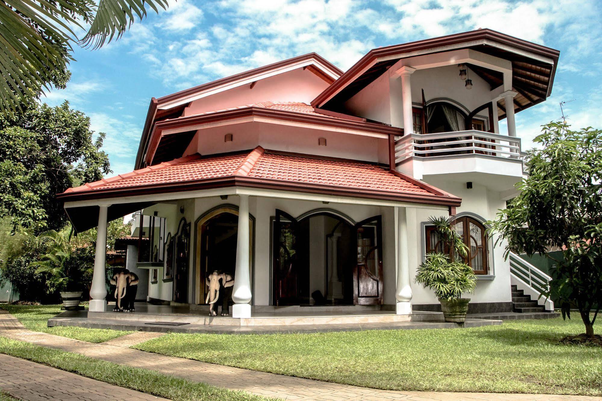 Flipflop Hostel เนกอมโบ ภายนอก รูปภาพ