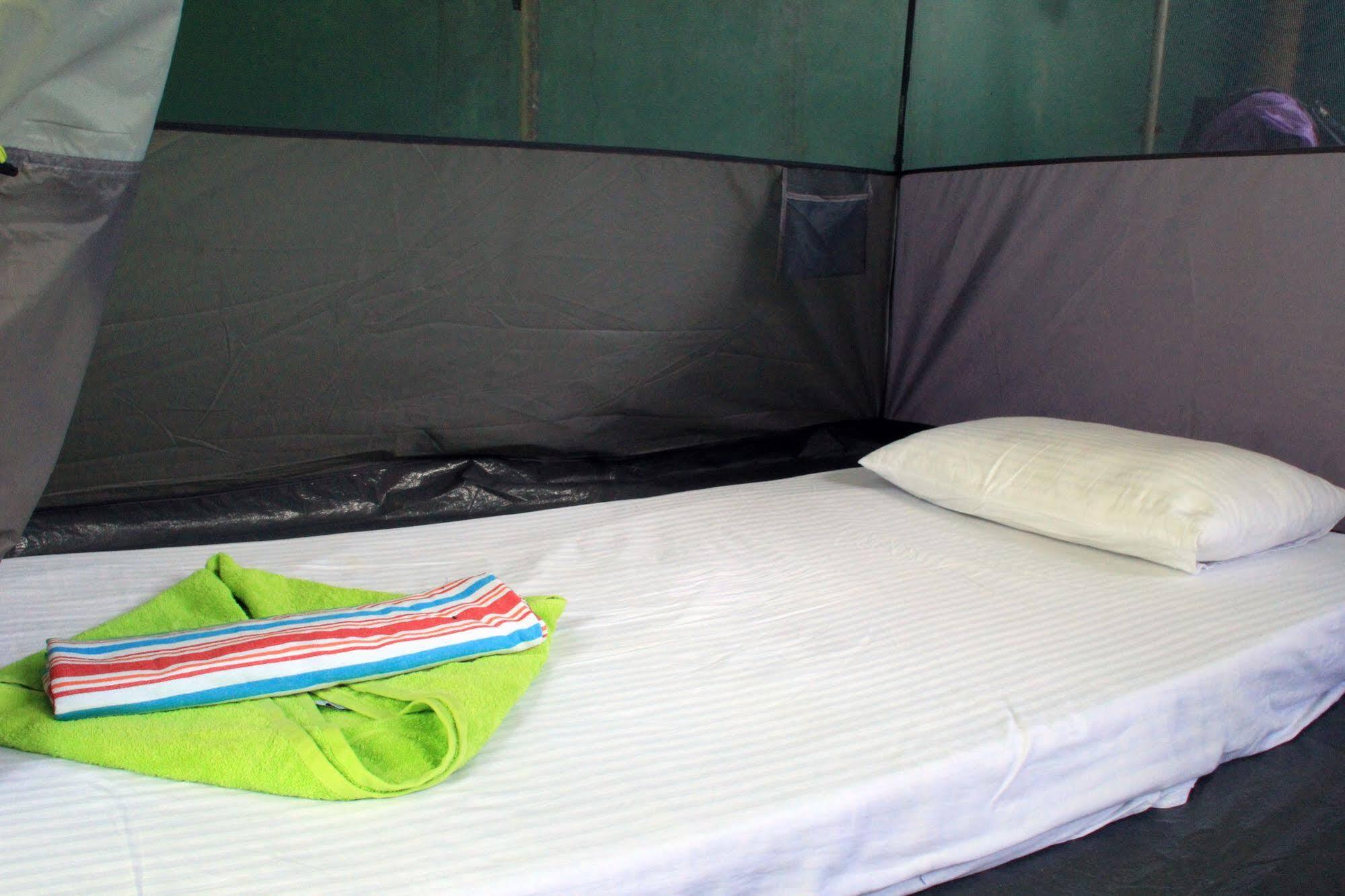Flipflop Hostel เนกอมโบ ภายนอก รูปภาพ